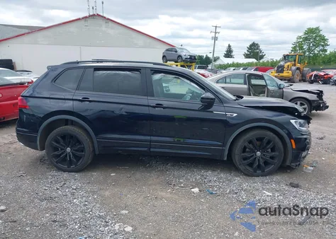 2021 Volkswagen Tiguan 2.0T Se/2.0T Se R-Line Black/2.0T Sel из США, поврежденный, VIN 3VV2B7AX4MM111887